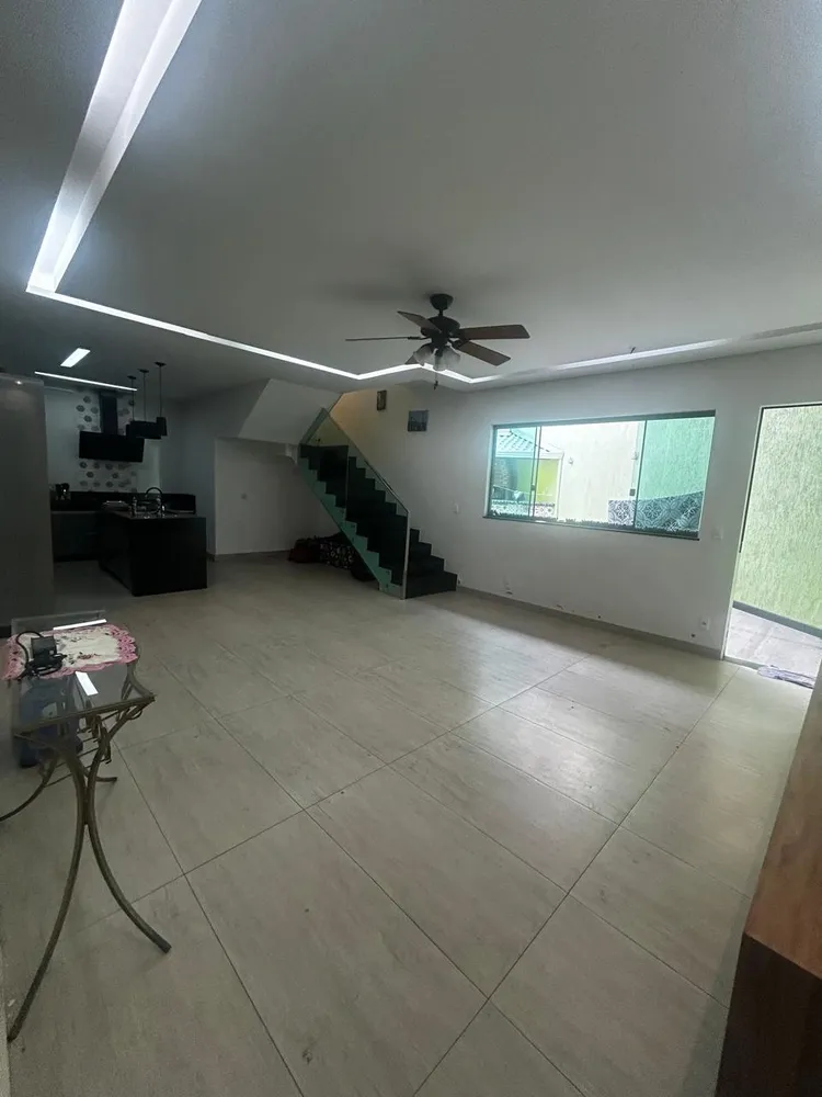 Casa, 3 quartos, 190 m² - Foto 2