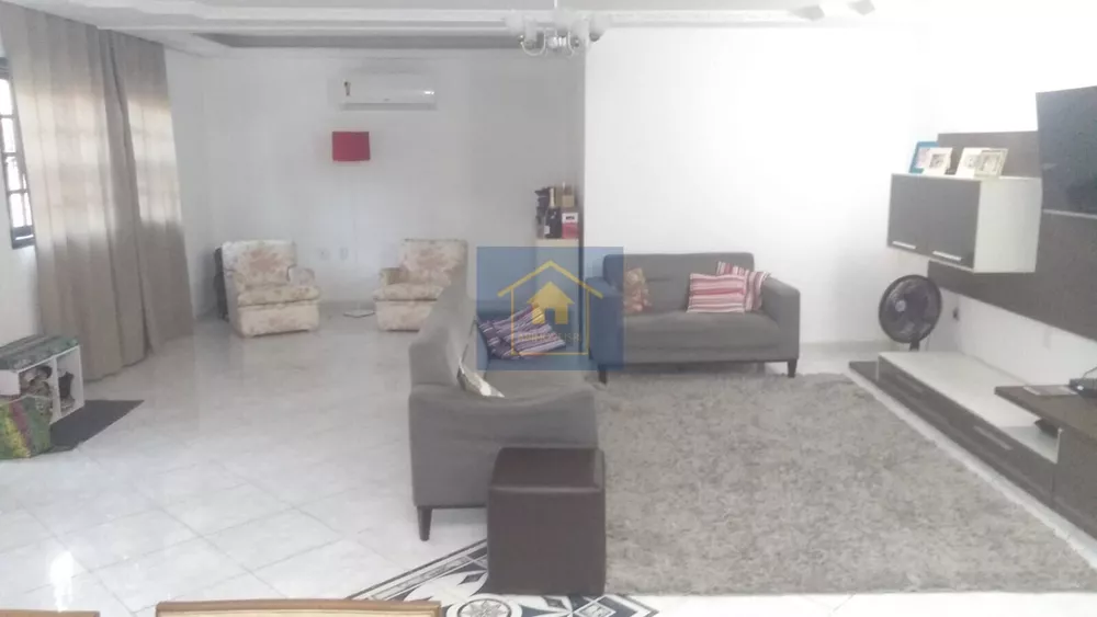 Casa, 4 quartos, 320 m² - Foto 28
