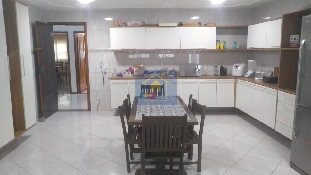 Casa, 4 quartos, 320 m² - Foto 32