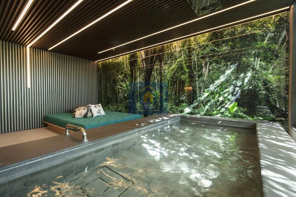 Apartamento à venda com 3 quartos, 155m² - Foto 2