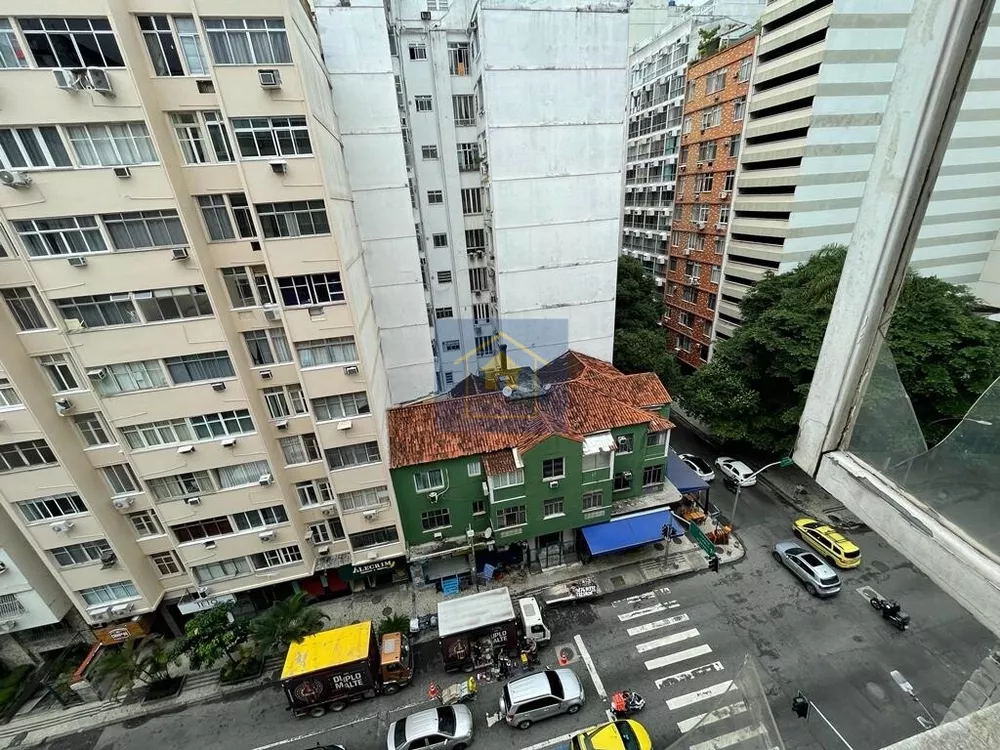 Apartamento à venda com 2 quartos, 60m² - Foto 1