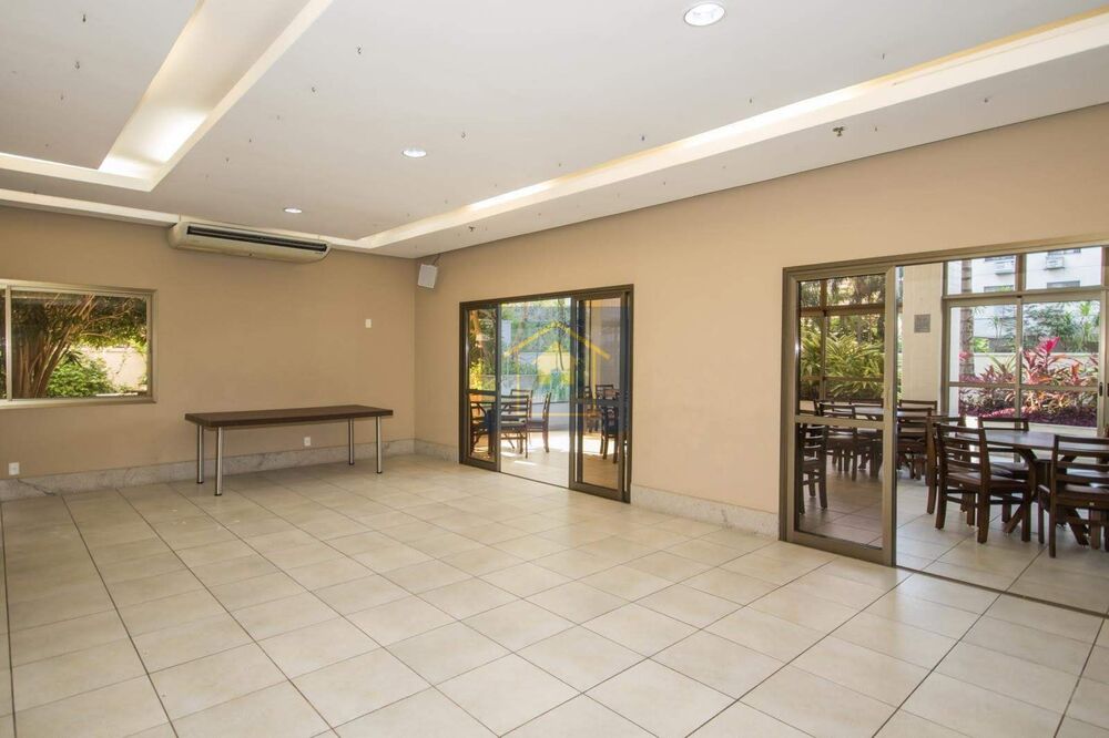 Apartamento à venda com 2 quartos, 72m² - Foto 10
