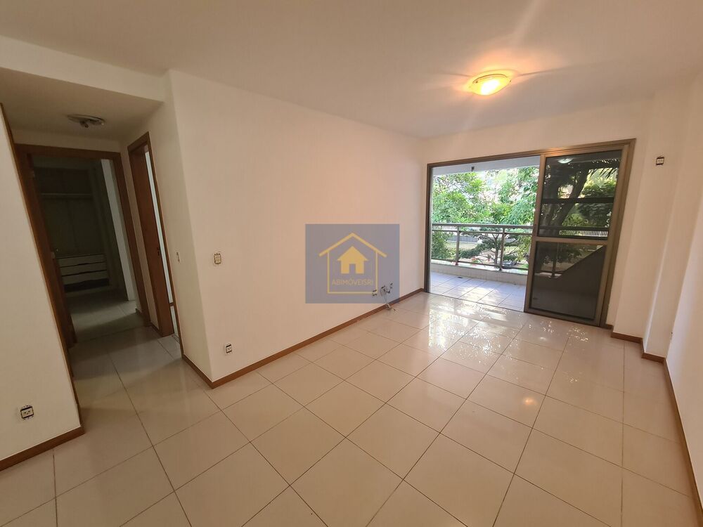 Apartamento à venda com 2 quartos, 72m² - Foto 21