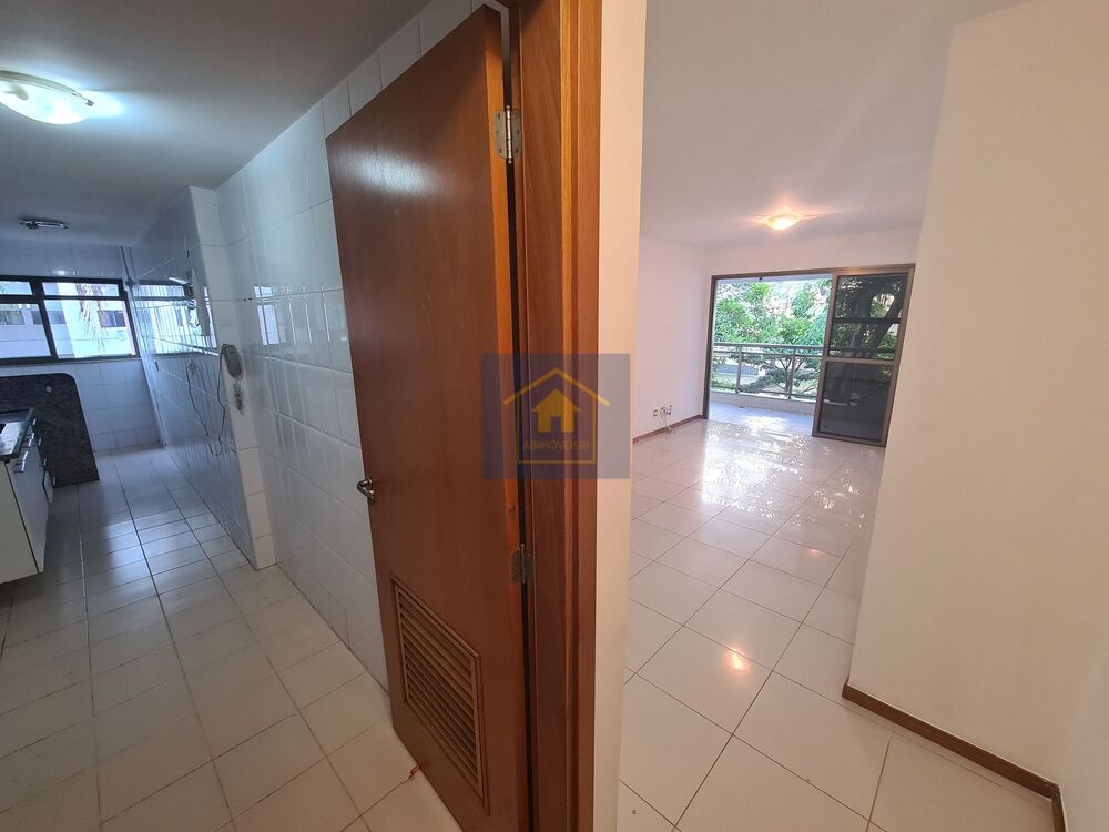 Apartamento à venda com 2 quartos, 72m² - Foto 19