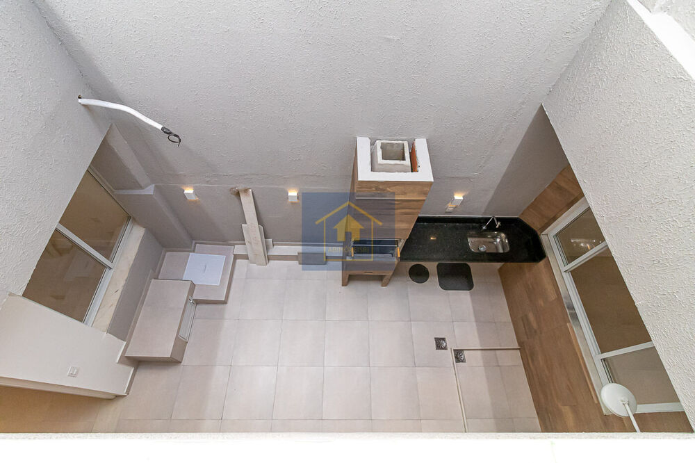 Casa à venda com 4 quartos, 234m² - Foto 3