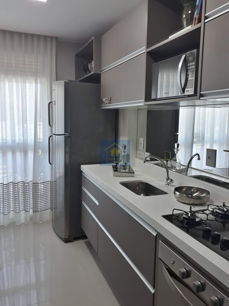 Apartamento à venda com 2 quartos, 79m² - Foto 7