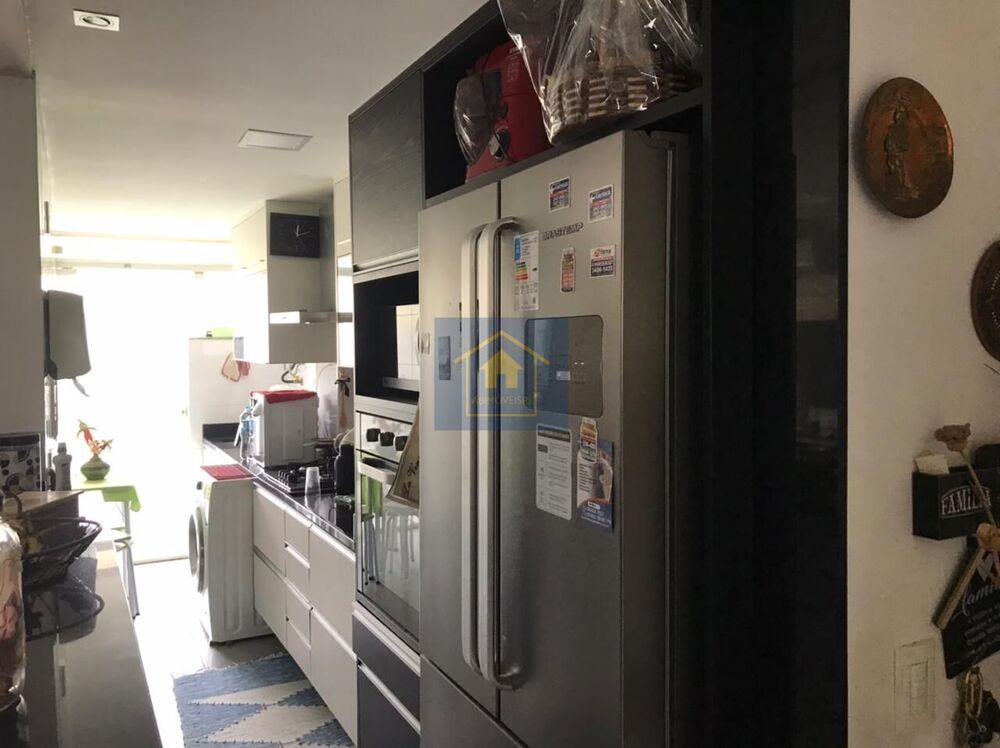 Apartamento à venda com 3 quartos, 81m² - Foto 4