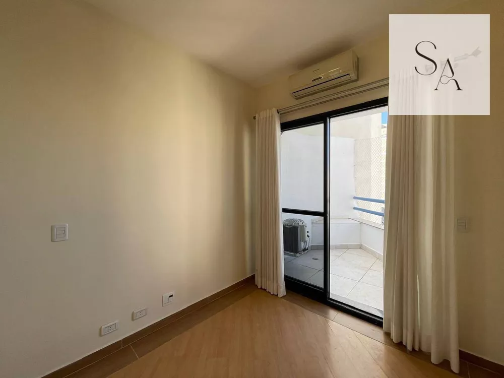 Cobertura, 3 quartos, 210 m² - Foto 1