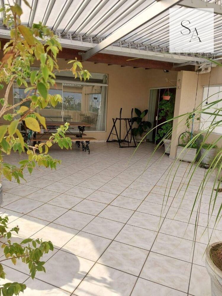 Cobertura, 3 quartos, 230 m² - Foto 2
