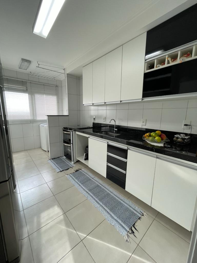 Apartamento à venda com 3 quartos, 90m² - Foto 5