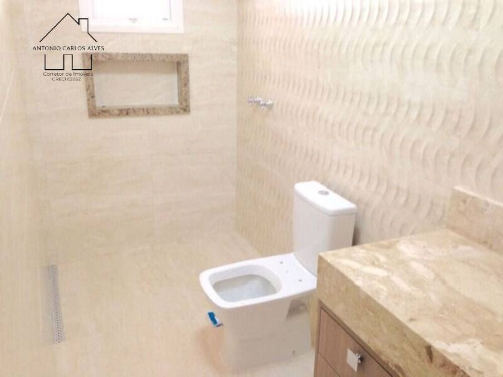 Casa, 3 quartos, 200 m² - Foto 1