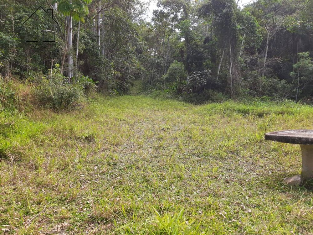 Chácara à venda com 4 quartos, 1000m² - Foto 1