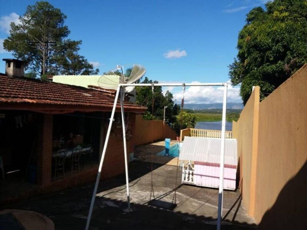 Casa, 2 quartos, 141 m² - Foto 1