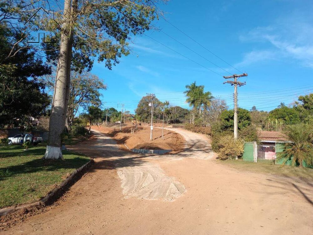 Chácara à venda com 8 quartos, 600m² - Foto 3