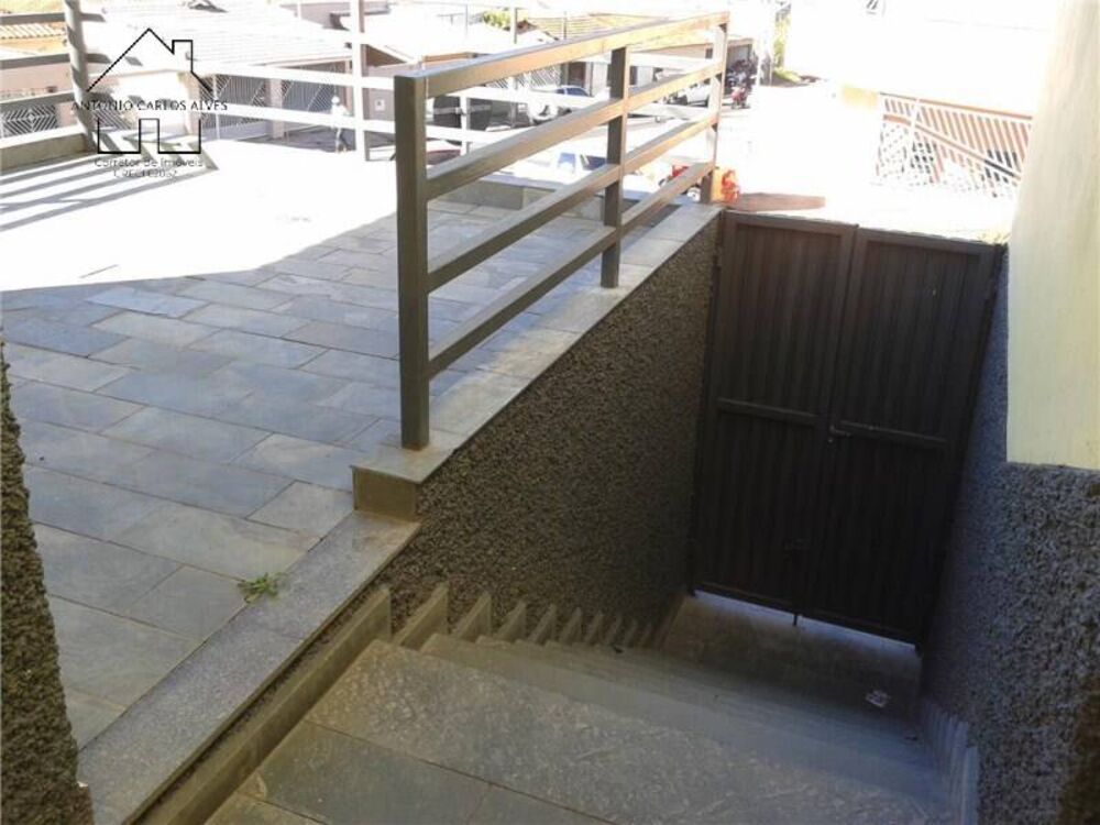 Sobrado, 6 quartos, 320 m² - Foto 1