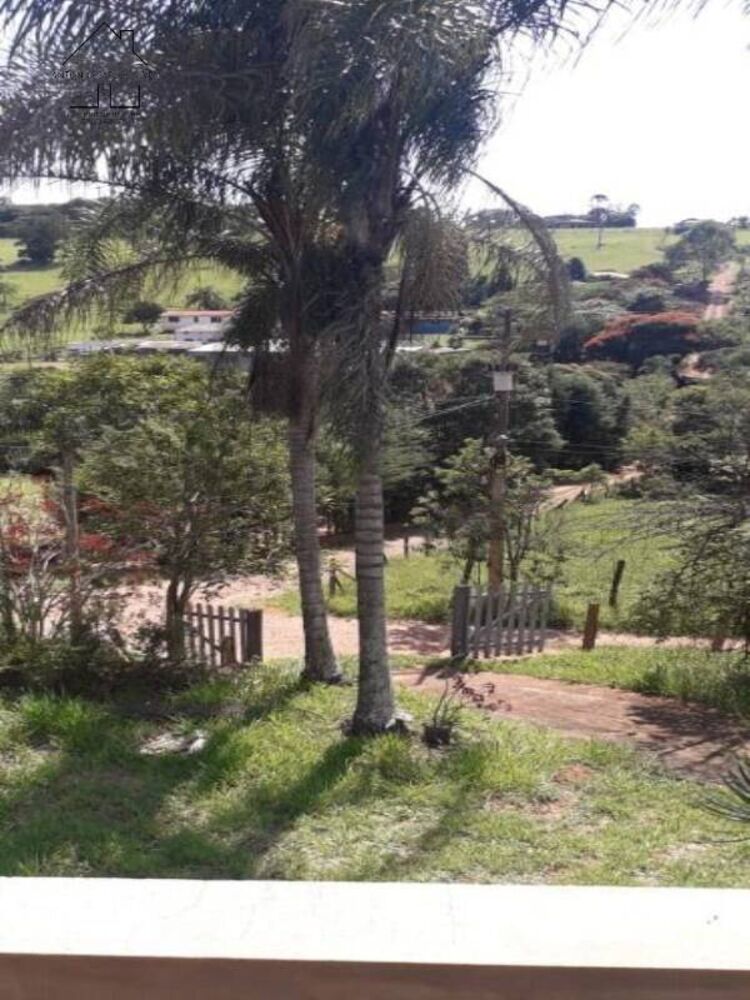 Chácara à venda com 3 quartos, 200m² - Foto 3