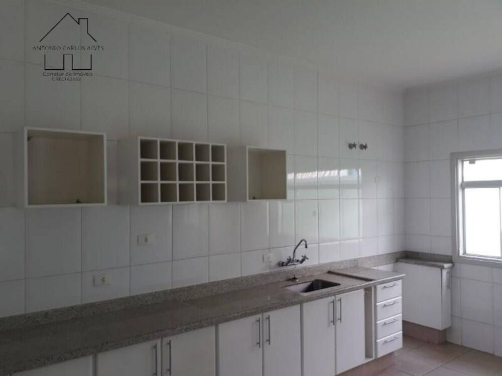 Casa, 3 quartos, 220 m² - Foto 2