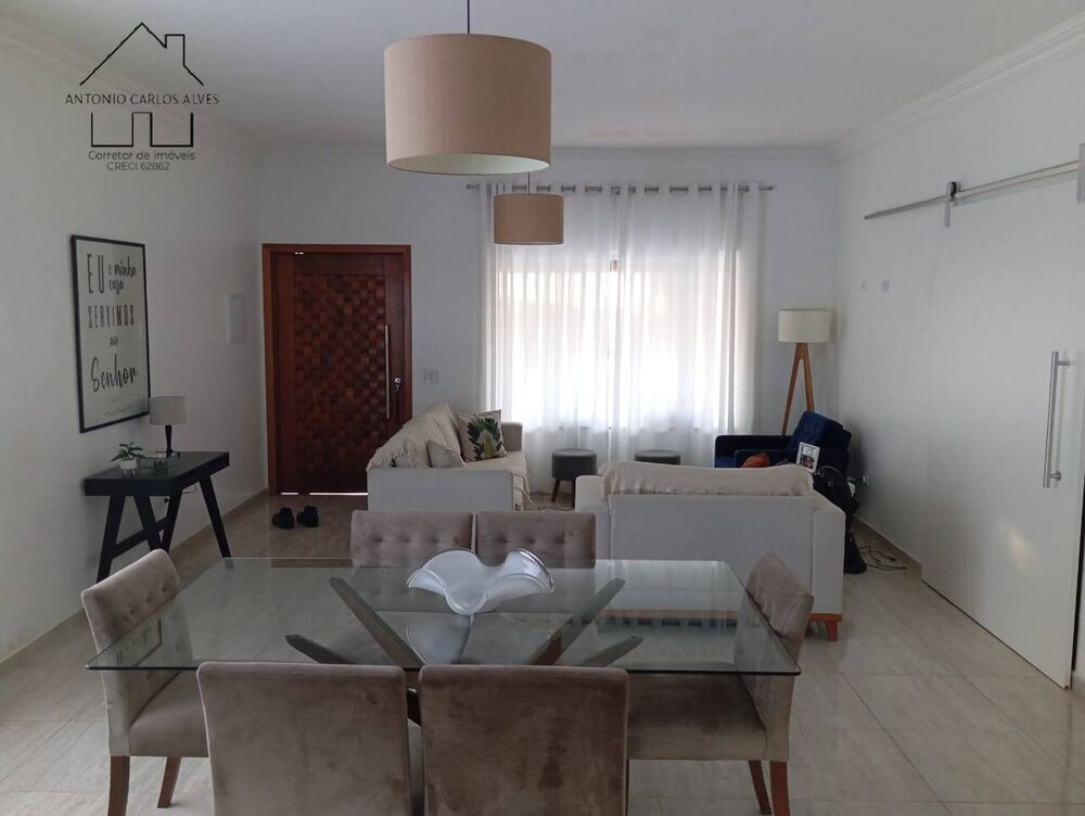 Casa, 3 quartos, 250 m² - Foto 4