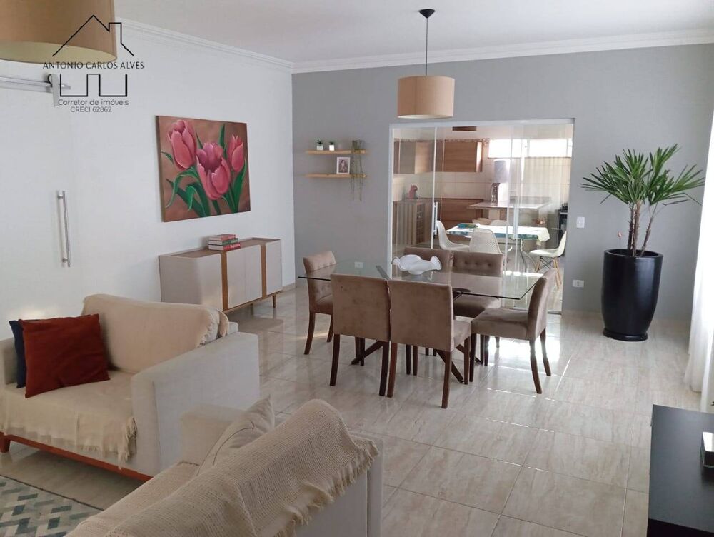 Casa, 3 quartos, 250 m² - Foto 3