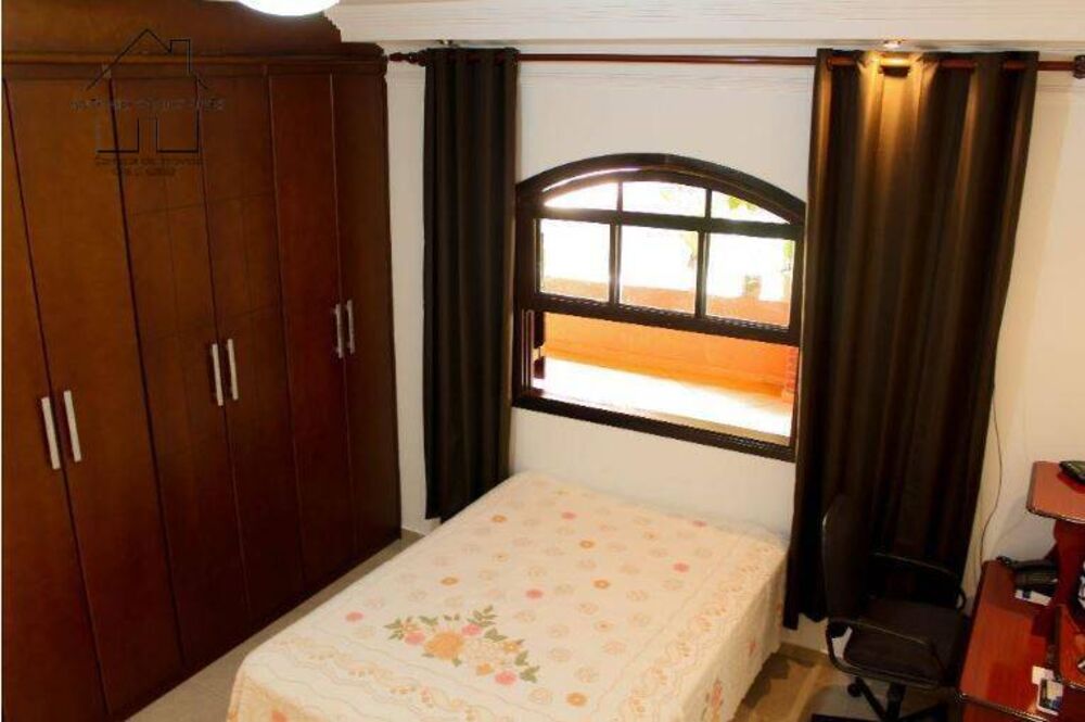 Chácara, 3 quartos, 1080 m² - Foto 2