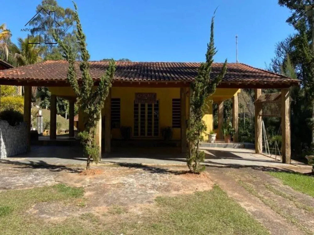 Fazenda à venda com 6 quartos, 1000m² - Foto 3