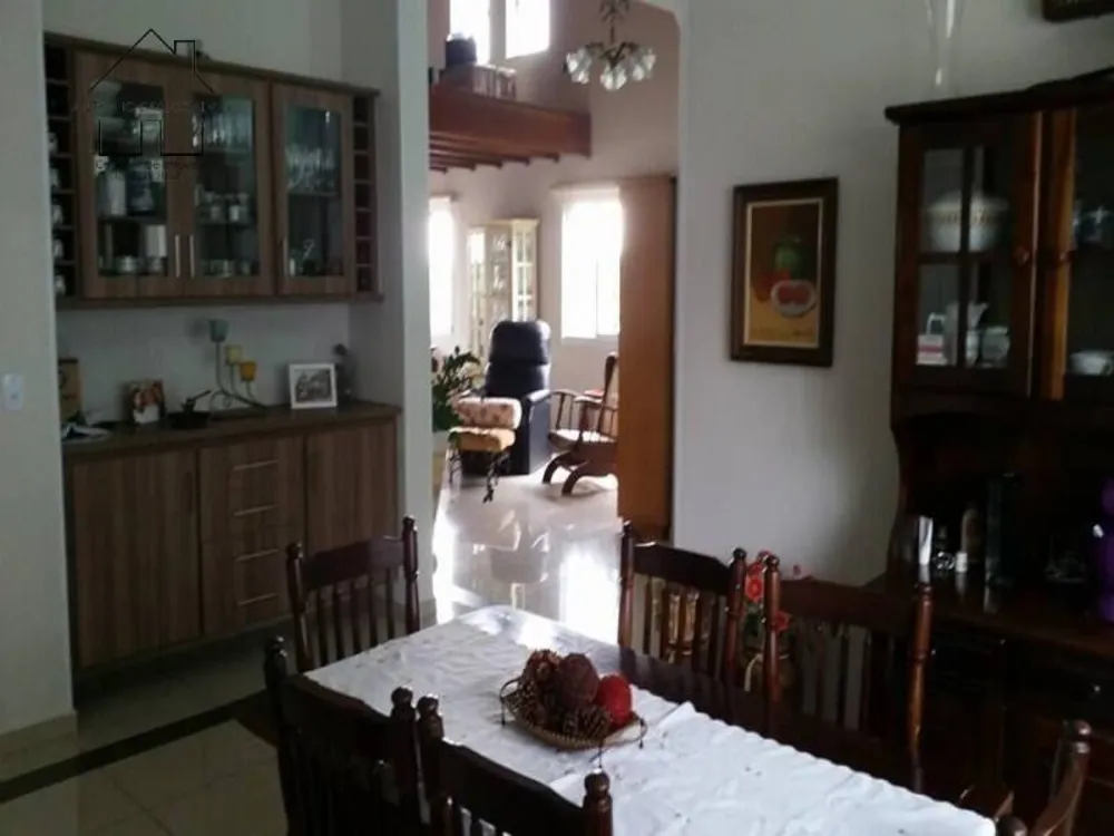 Casa, 6 quartos, 325 m² - Foto 7