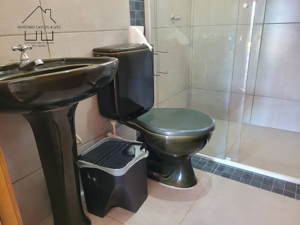 Chácara à venda com 3 quartos, 160m² - Foto 2