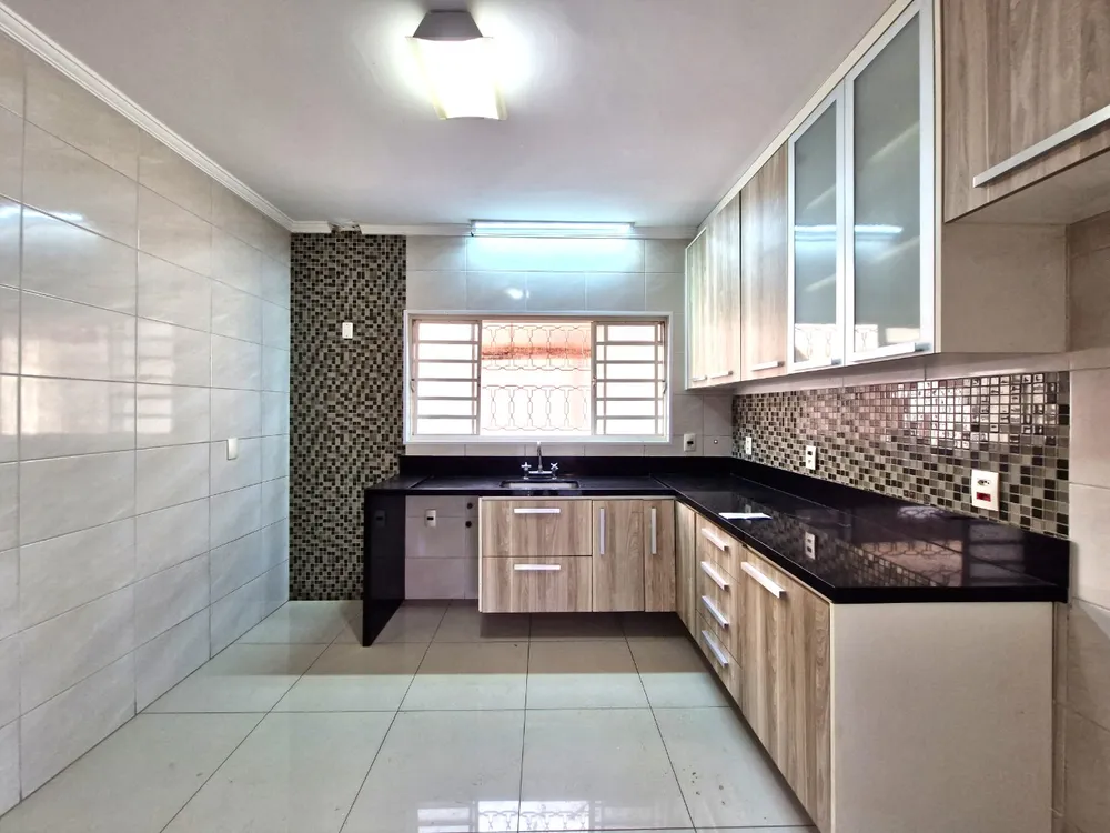 Casa, 3 quartos, 270 m² - Foto 7