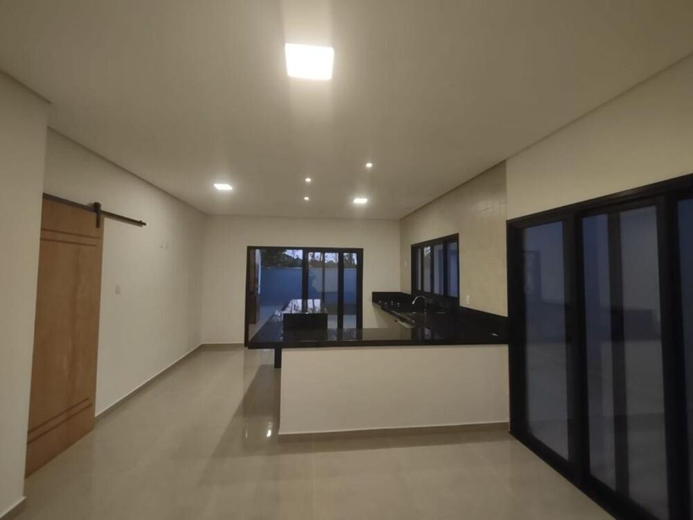 Casa, 3 quartos, 167 m² - Foto 2