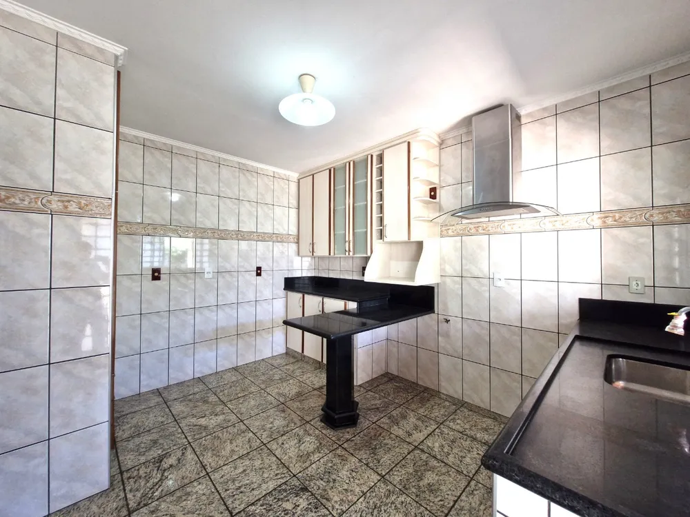 Casa, 3 quartos, 262 m² - Foto 15