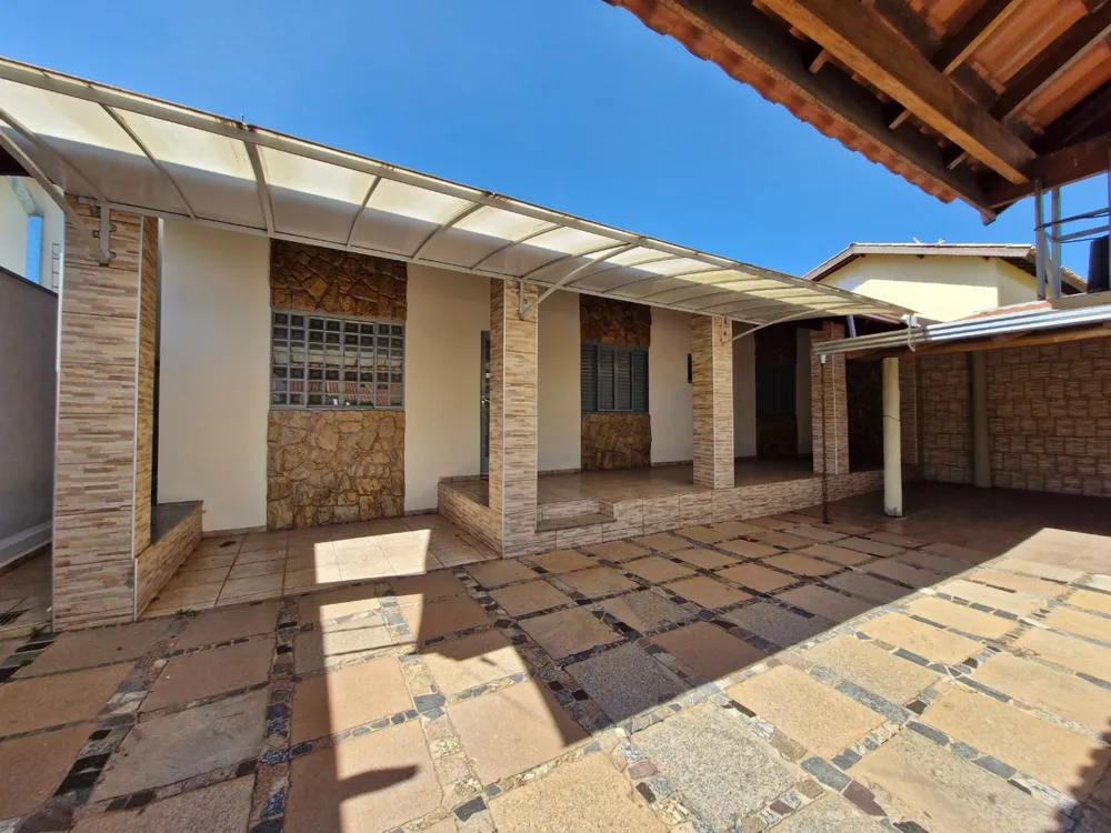Casa, 3 quartos, 262 m² - Foto 1