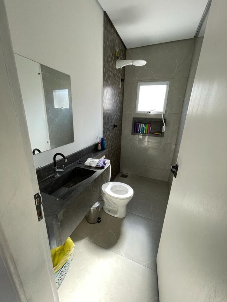 Casa à venda com 3 quartos - Foto 2