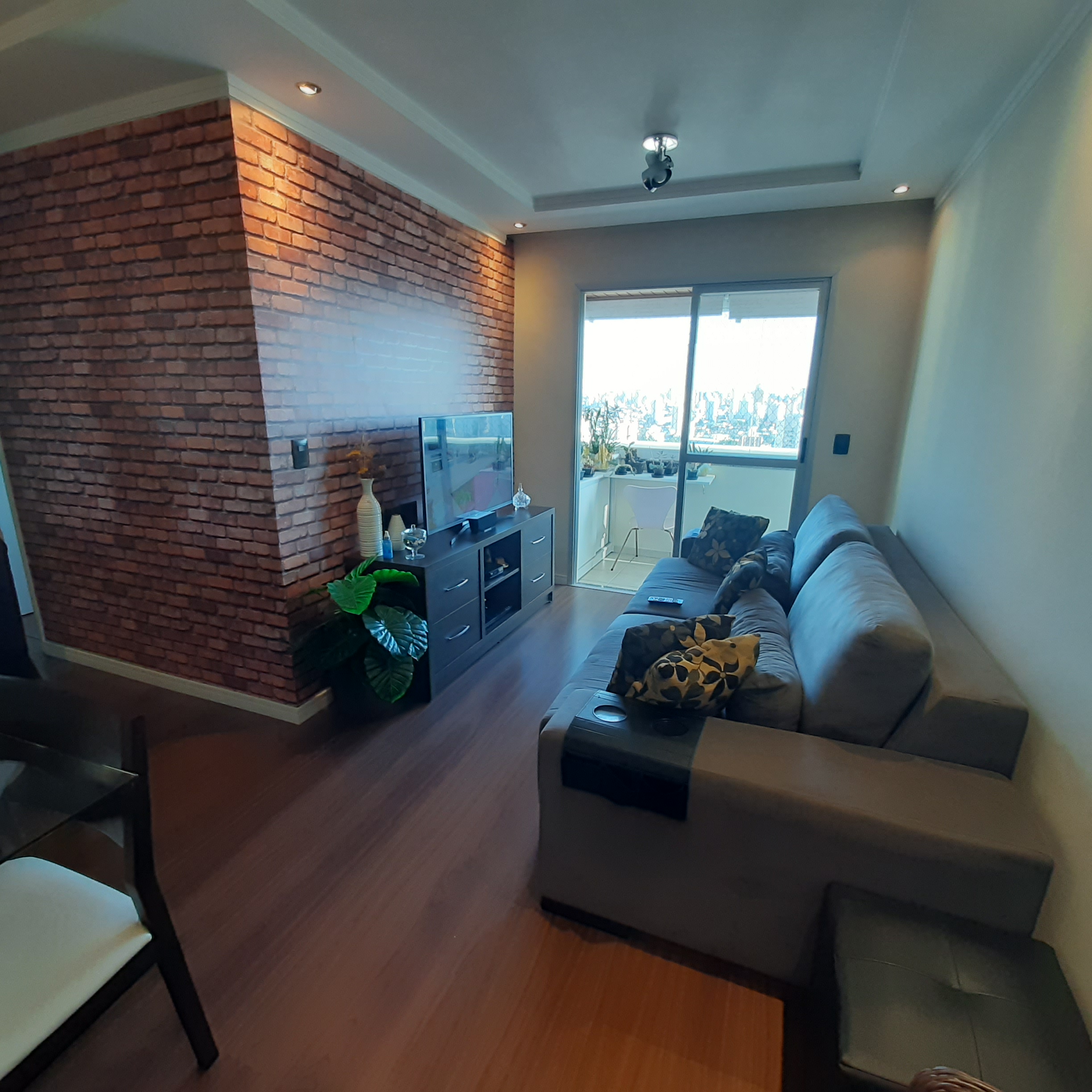 Apartamento à venda com 2 quartos, 65m² - Foto 1