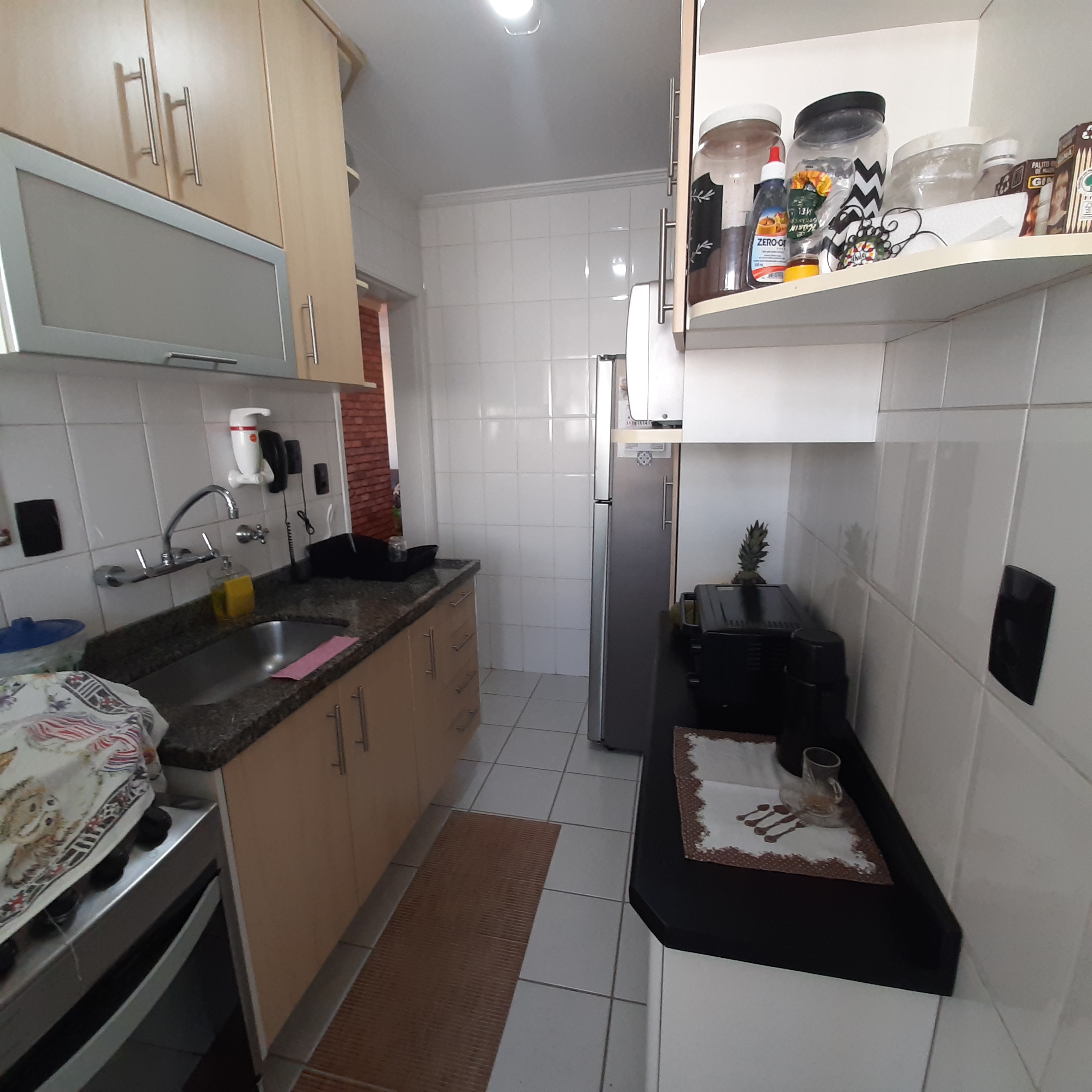 Apartamento à venda com 2 quartos, 65m² - Foto 3