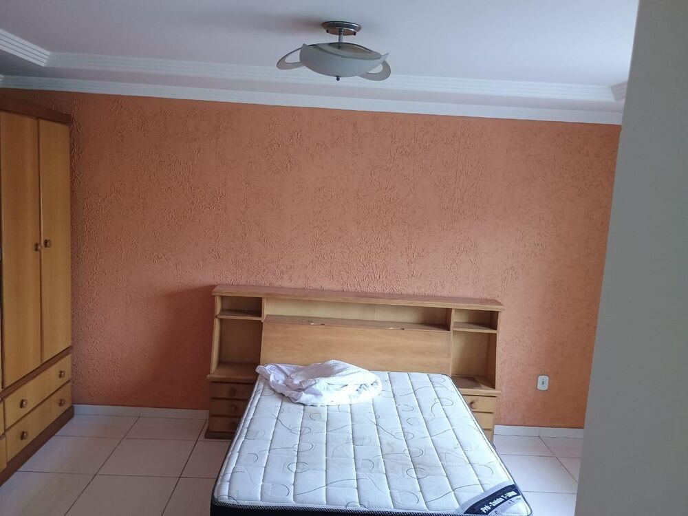 Casa, 3 quartos, 240 m² - Foto 11