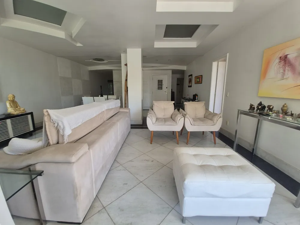 Apartamento, 3 quartos, 190 m² - Foto 1