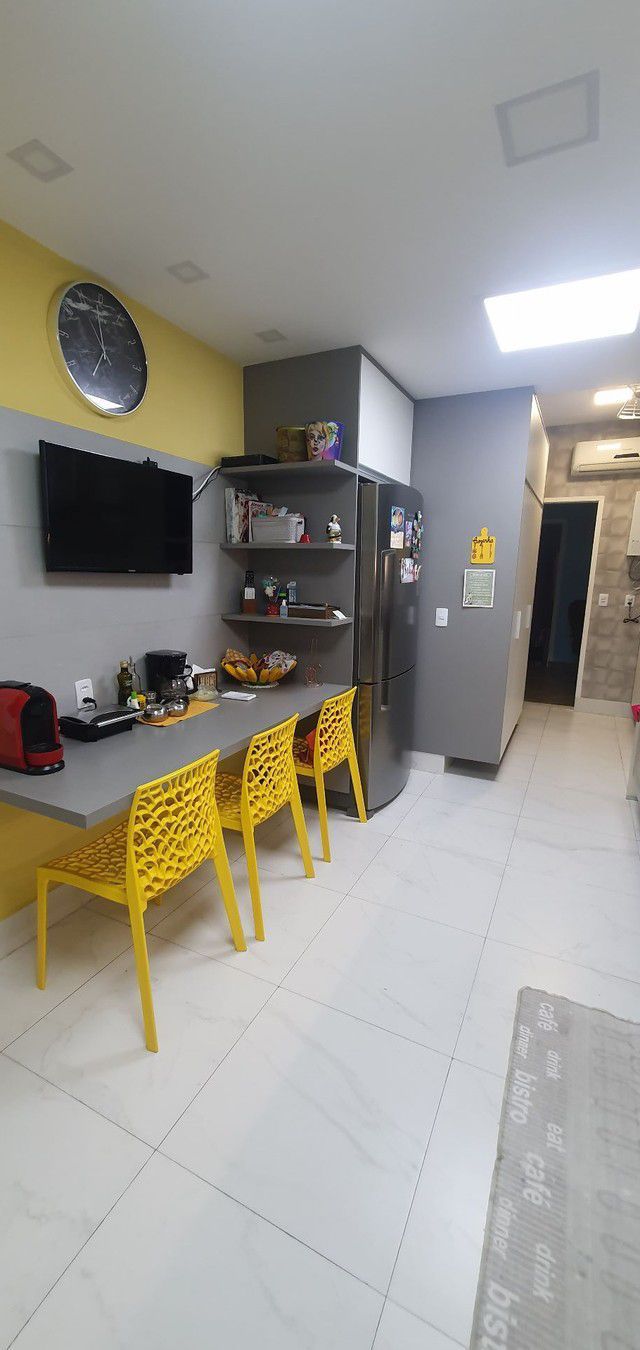 Apartamento à venda com 3 quartos, 190m² - Foto 13