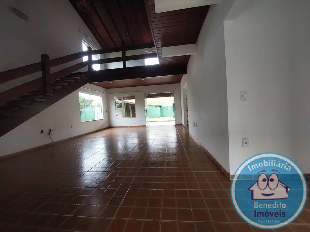 Casa, 4 quartos, 250 m² - Foto 1