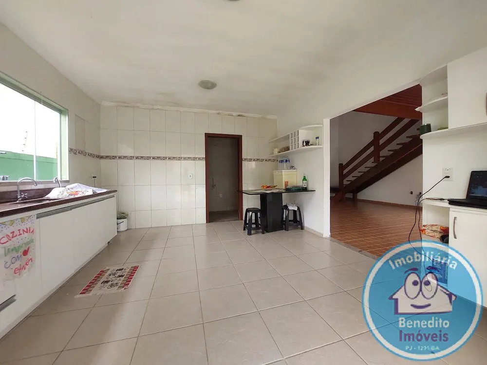 Casa, 4 quartos, 250 m² - Foto 6