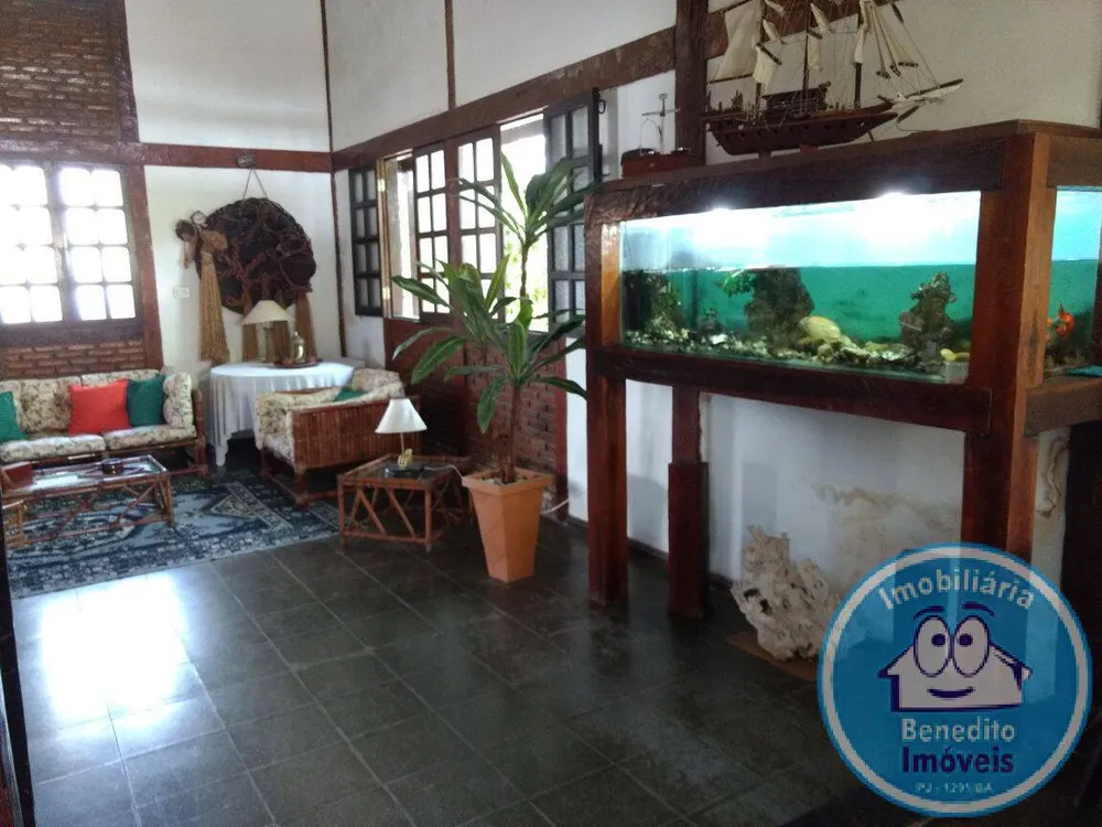 Casa, 6 quartos, 300 m² - Foto 4