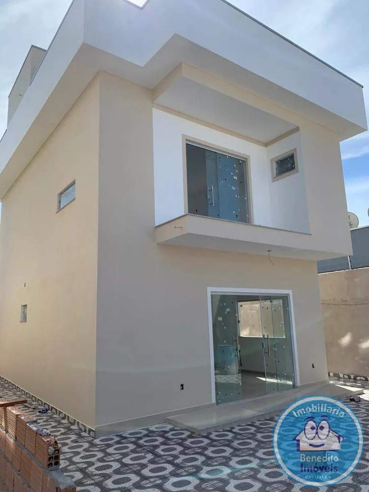 Casa à venda com 3 quartos, 96m² - Foto 4