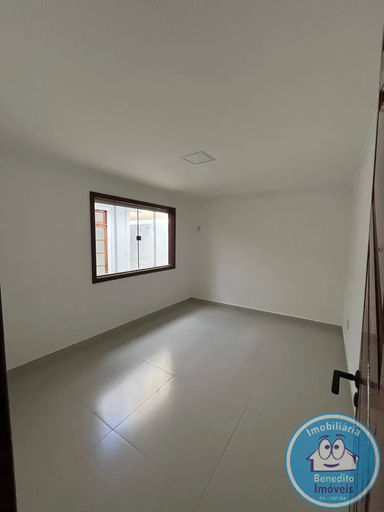 Casa, 4 quartos, 210 m² - Foto 2