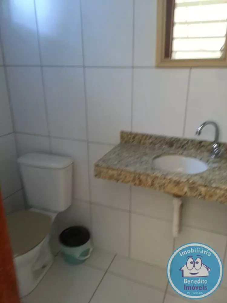 Apartamento à venda com 2 quartos, 70m² - Foto 4