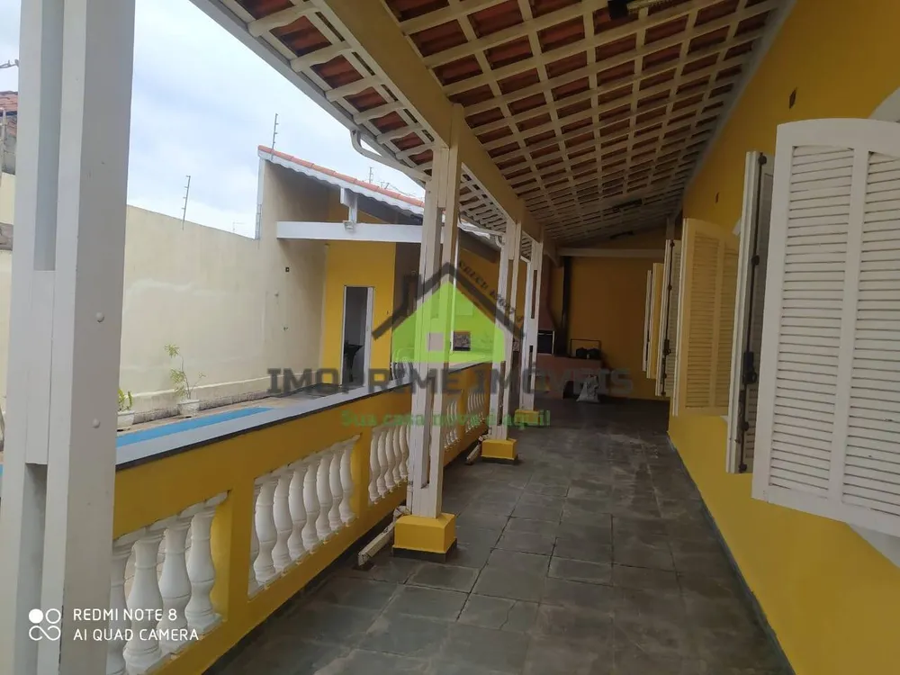 Casa, 3 quartos, 217 m² - Foto 1