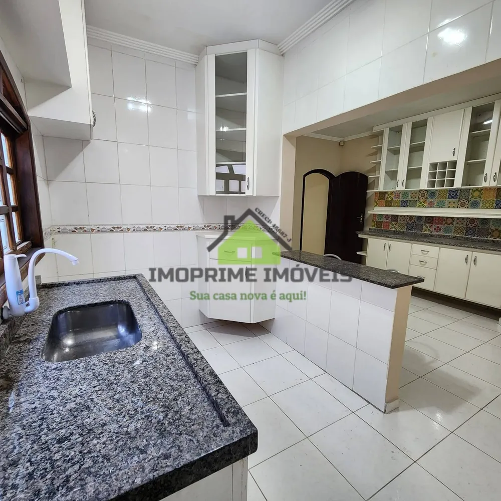 Casa, 3 quartos, 175 m² - Foto 2