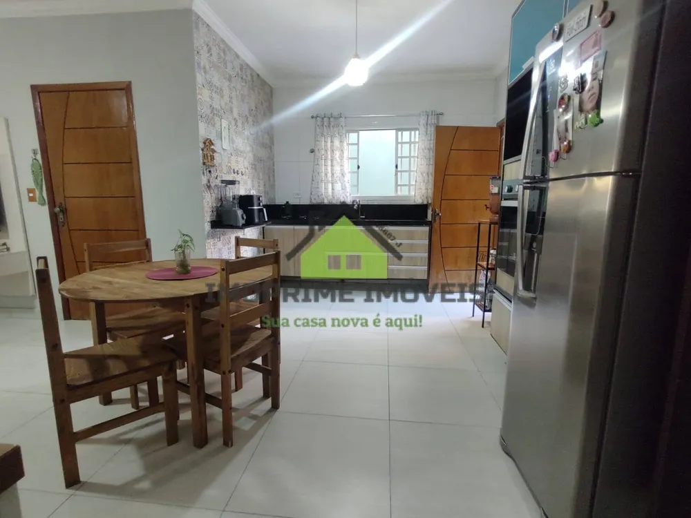 Casa, 3 quartos, 84 m² - Foto 2