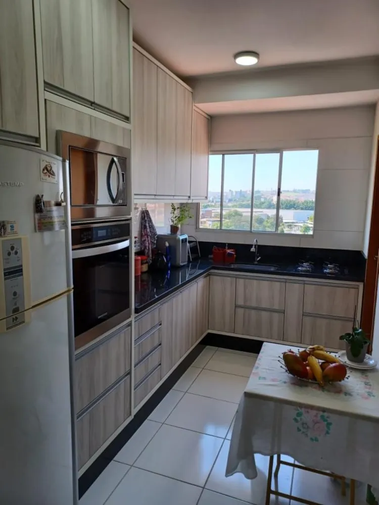 Apartamento, 3 quartos, 140 m² - Foto 1