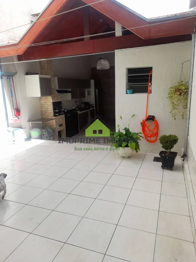 Casa, 3 quartos, 132 m² - Foto 1