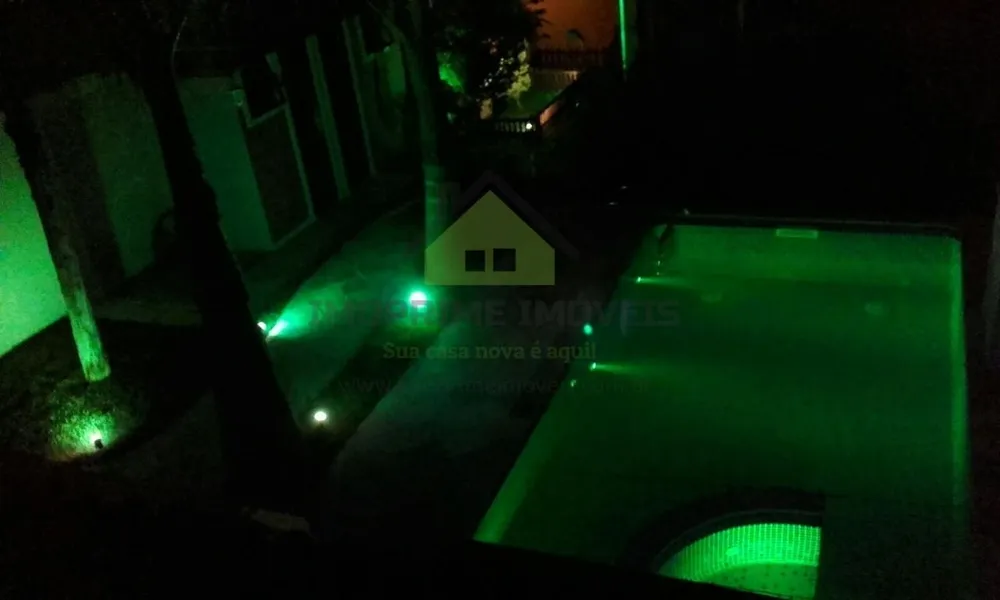 Casa, 3 quartos, 203 m² - Foto 1