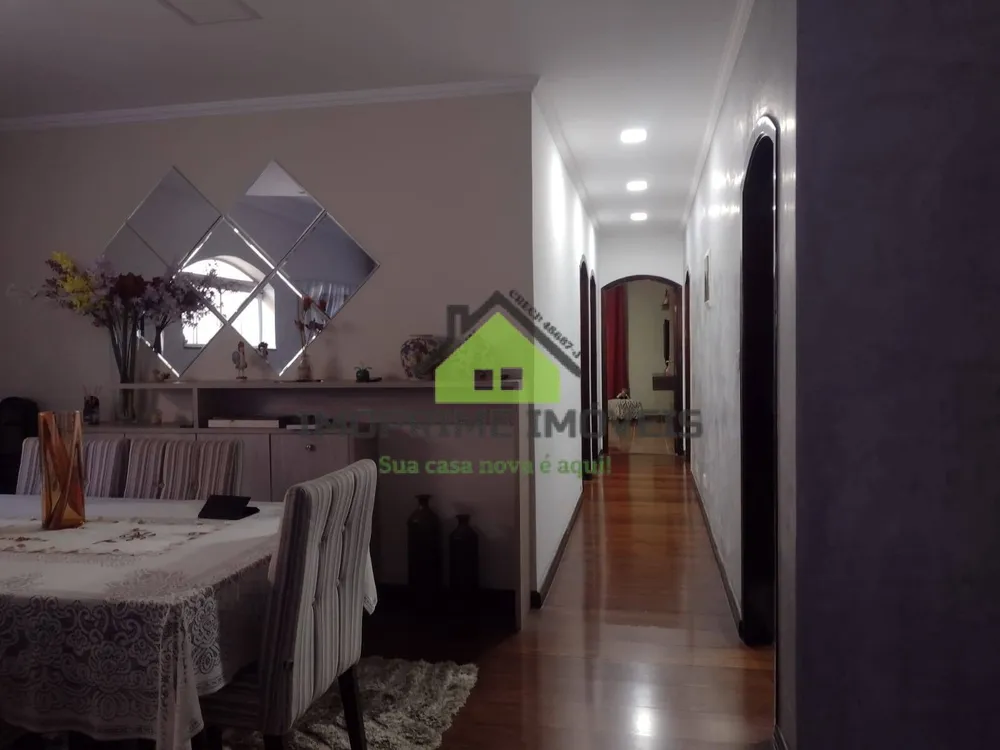 Casa, 3 quartos, 212 m² - Foto 2